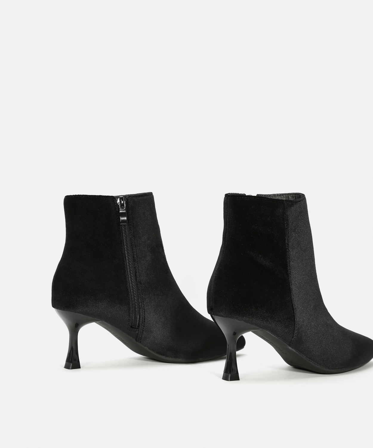 Botins salto fino veludo image number null